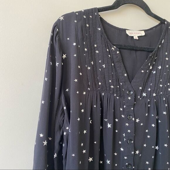 Solitaire-metallic Star Print Loose Blouse - Picture 4 of 10